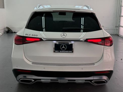 Used 2023 Mercedes-Benz GLC 300 image 9