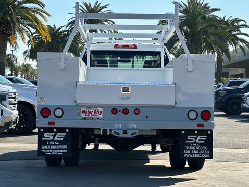 New 2025 GMC Sierra 3500 Pro w/ Convenience Package image 5