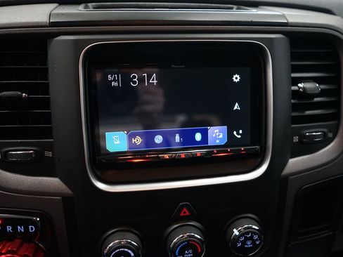Used 2019 RAM 1500 Express w/ Express Value Package AWD/4WD image 30