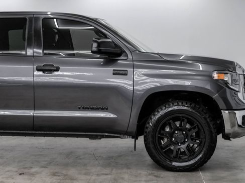 Used 2020 Toyota Tundra SR5 image 18