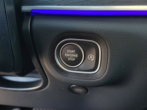 Used 2026 Mercedes-Benz GLS 450 GLS 450 image 23