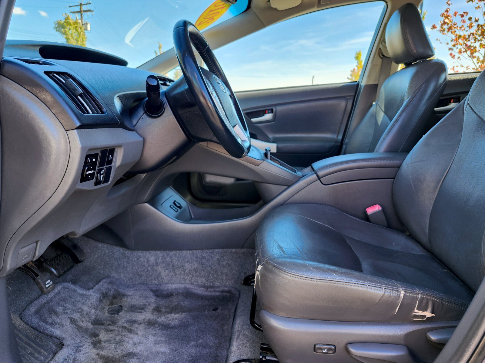 Used 2010 Toyota Prius Four w/ Solar Roof Pkg FWD image 15