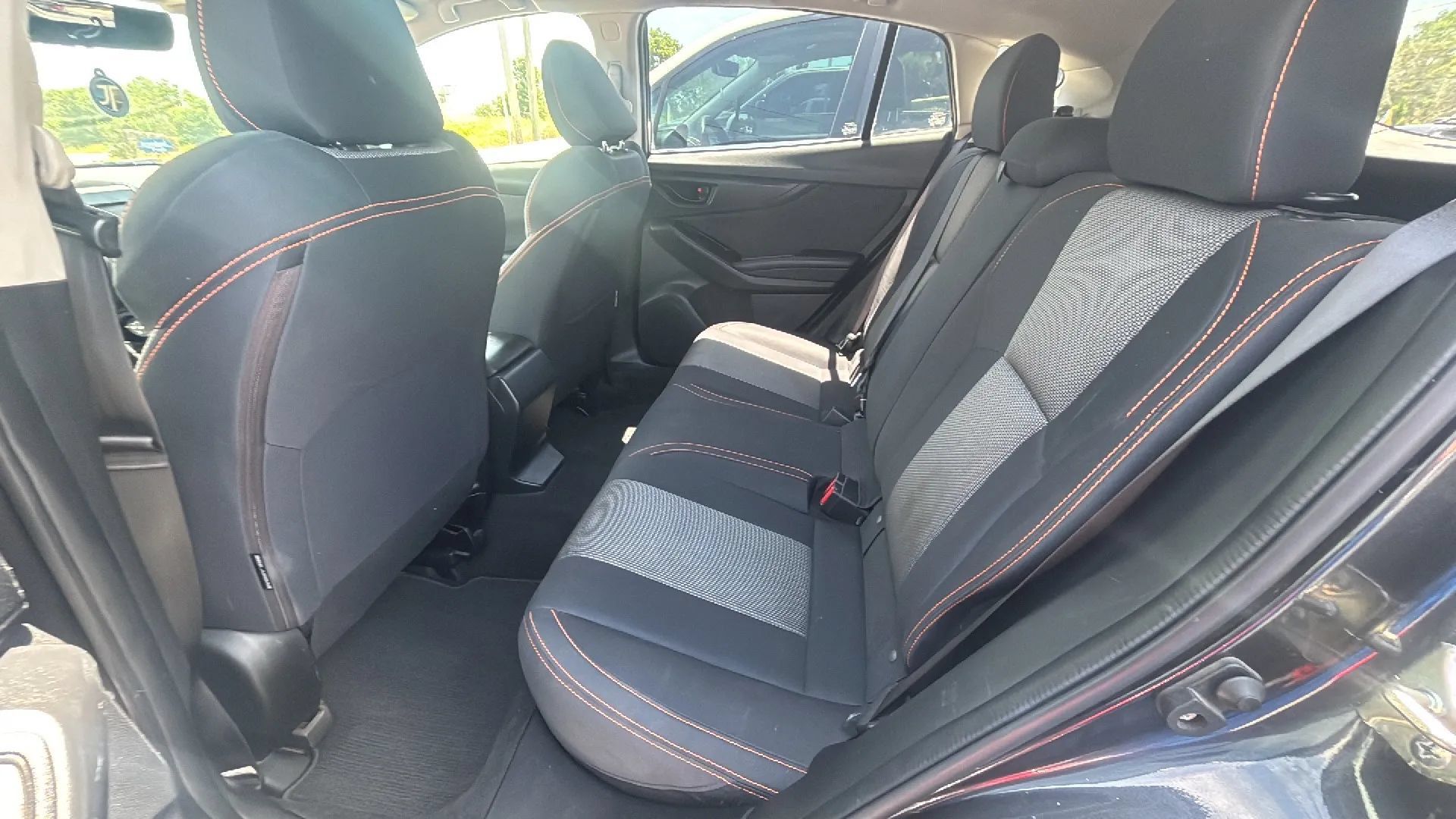 Used 2019 Subaru Crosstrek 2.0i Premium AWD/4WD image 18