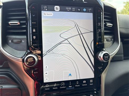 Used 2024 RAM 3500 Laramie image 27