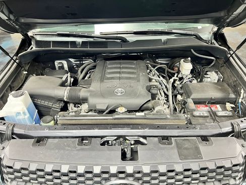 Used 2020 Toyota Tundra SR5 AWD/4WD image 21