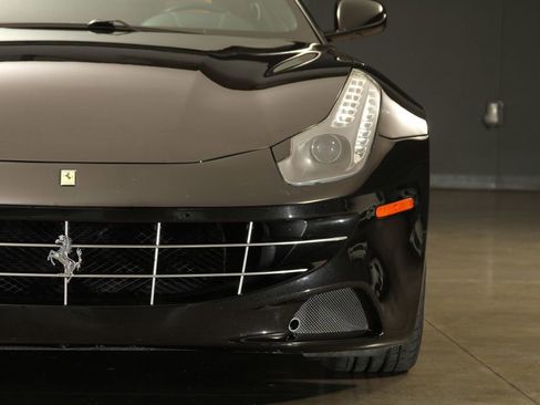 Used 2016 Ferrari FF image 52