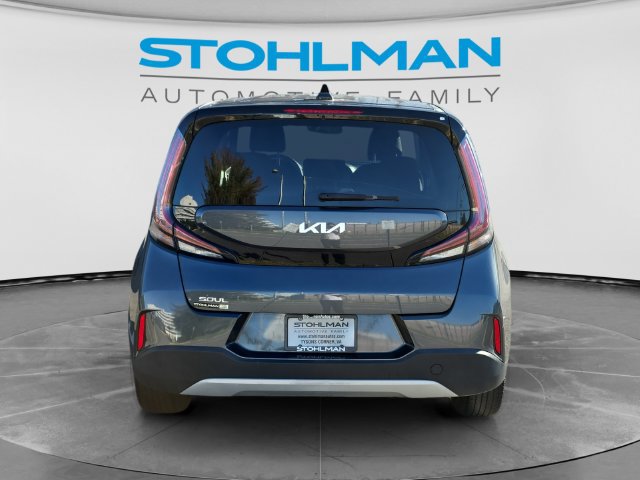 Used 2023 Kia Soul LX w/ LX Technology Package FWD image 6