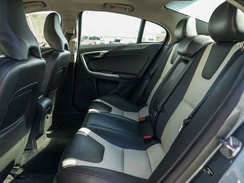 Used 2016 Volvo S60 T5 Cross Country Platinum AWD/4WD image 19