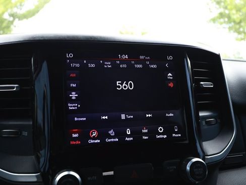 Used 2020 RAM 1500 Big Horn RWD image 18