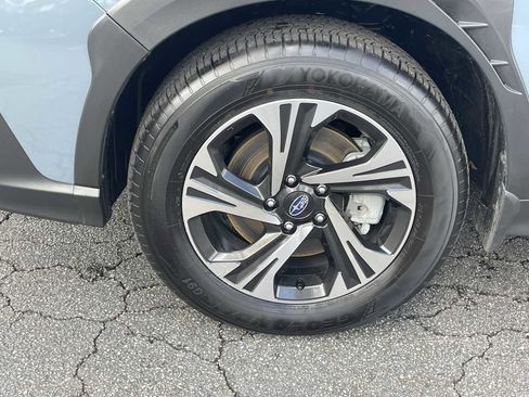 Certified 2025 Subaru Crosstrek 2.0i Premium image 7