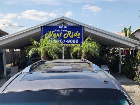 Used 2013 Nissan Armada Platinum RWD image 4