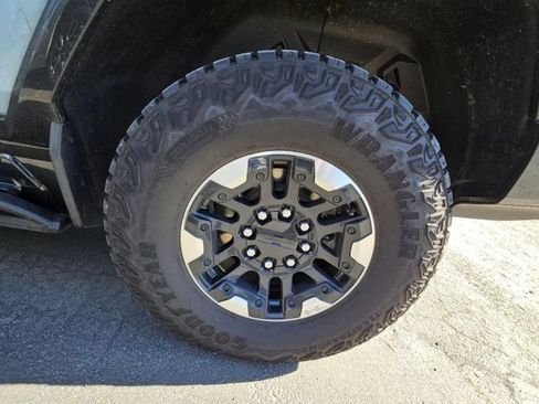 Used 2024 GMC Hummer EV 3X w/ Extreme Off-Road Package AWD/4WD image 6