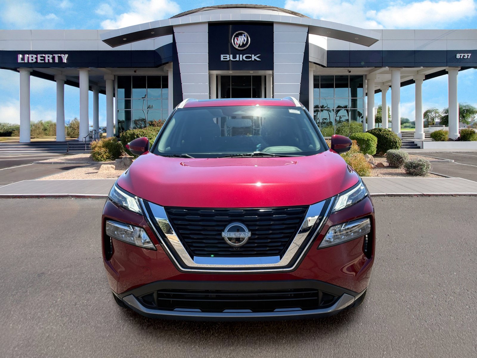 Used 2023 Nissan Rogue SL FWD image 8