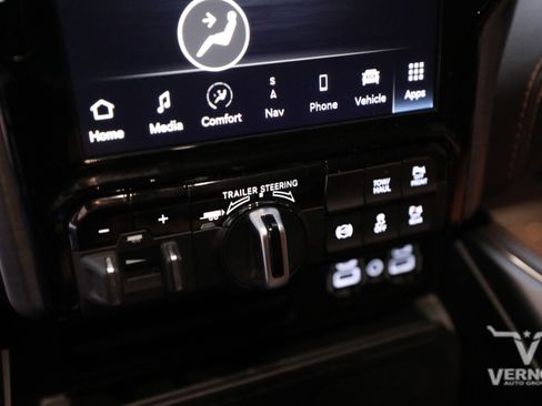 Used 2024 RAM 2500 Limited w/ Safety Group image 23