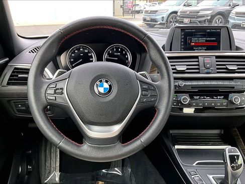 Used 2018 BMW 230i Convertible image 5