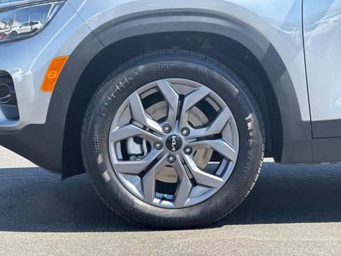 Certified 2024 Kia Seltos S AWD/4WD image 25