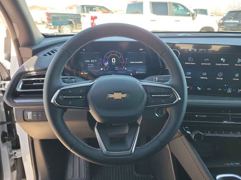 New 2026 Chevrolet Traverse LT FWD image 23
