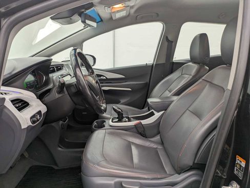 Used 2019 Chevrolet Bolt Premier w/ Infotainment Package image 16