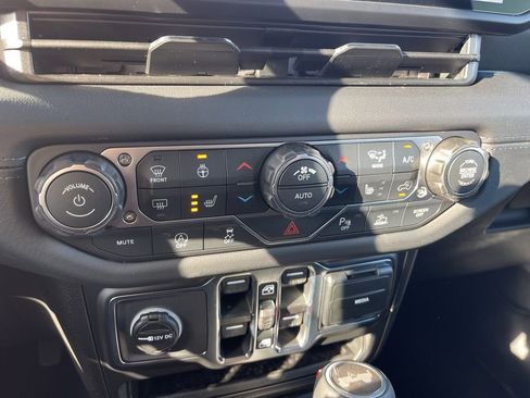 New 2026 Jeep Wrangler Sahara image 11