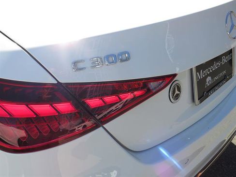 Used 2025 Mercedes-Benz C 300 4MATIC Sedan image 29