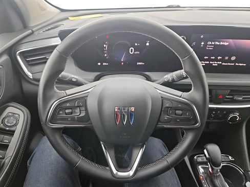 Used 2025 Buick Encore GX Preferred image 14