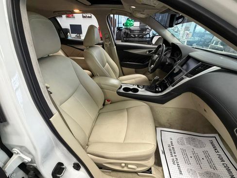 Used 2020 INFINITI Q50 Luxe w/ All Weather Package image 33