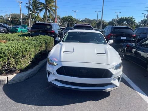 Used 2022 Ford Mustang GT w/ Equipment Group 301A image 4