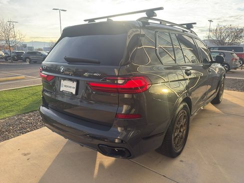 Used 2022 BMW X7 xDrive40i w/ M Sport Package image 4