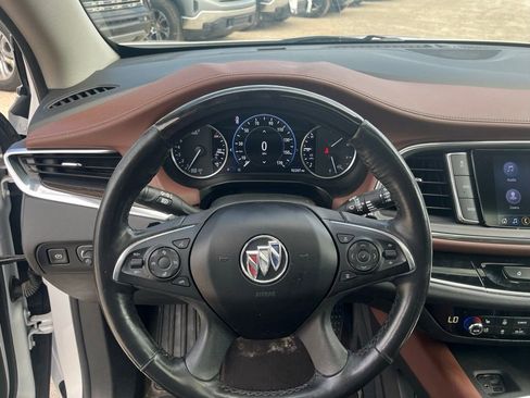 Used 2020 Buick Enclave Avenir w/ Avenir Technology Package AWD/4WD image 21
