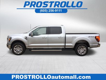 New 2026 Ford F150 Lariat w/ Equipment Group 501A Mid