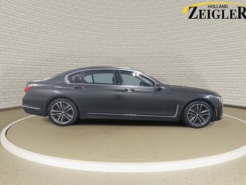 Used 2020 BMW 750i xDrive image 4