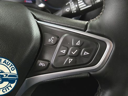 Used 2023 Chevrolet Equinox LT image 16