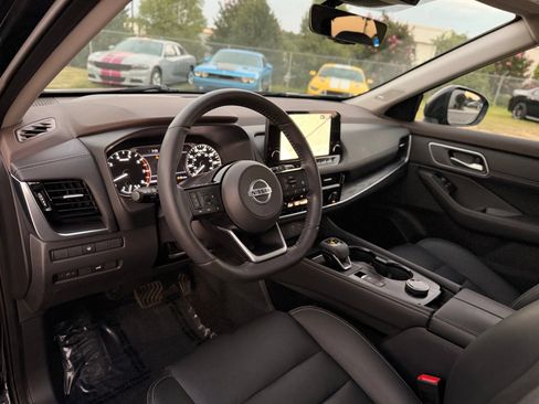 Used 2021 Nissan Rogue SL w/ Premium Package AWD/4WD image 18