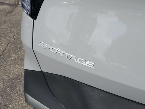 Used 2024 Kia Sportage X-Line w/ X-Line Premium Package AWD/4WD image 31