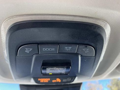 Used 2023 Toyota Corolla LE image 16