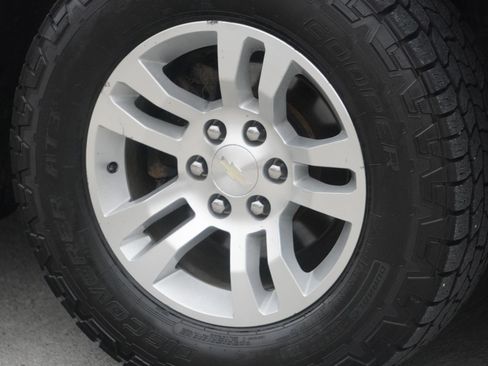 Used 2018 Chevrolet Silverado 1500 LT w/ All Star Edition AWD/4WD image 31
