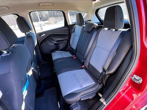 Used 2017 Ford C-MAX Energi SE w/ Equipment Group 401A image 20