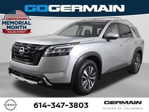 Certified 2024 Nissan Pathfinder SL w/ Black Appearance Package AWD/4WD image 1