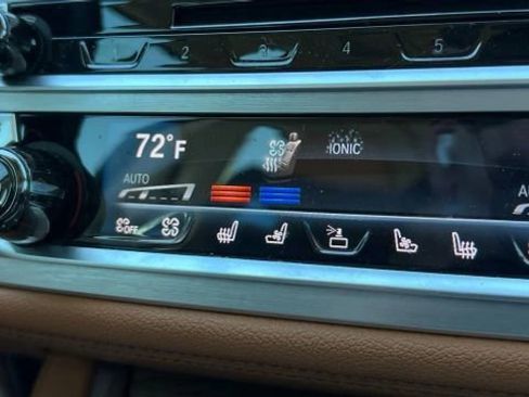 Used 2018 BMW 740i image 46