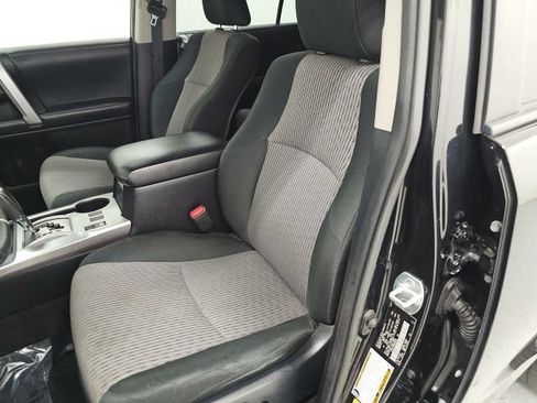 Used 2021 Toyota 4Runner SR5 AWD/4WD image 15