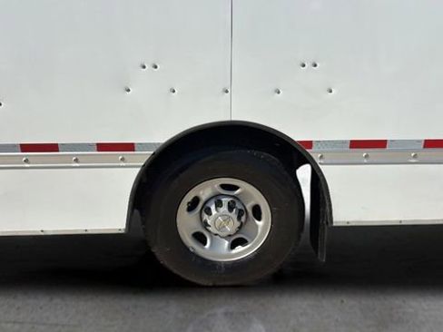 Used 2023 Chevrolet Express 3500 Work Van w/ Power Convenience Package image 33