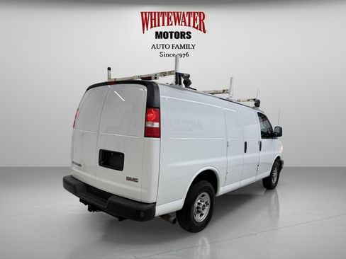 Used 2023 GMC Savana 2500 w/ Driver Convenience Package image 4