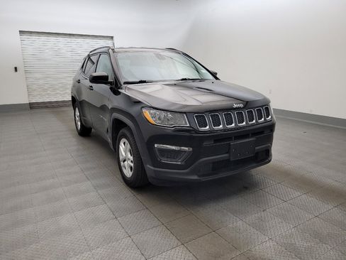 Used 2018 Jeep Compass Sport w/ Cold Weather Group FWD image 13
