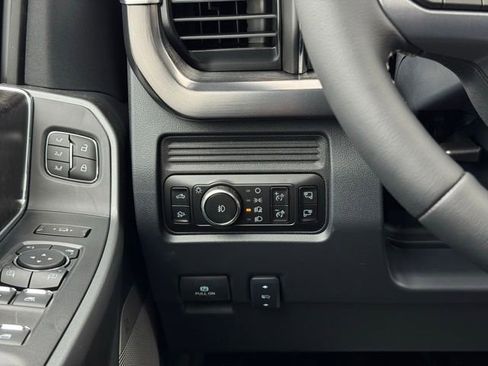 New 2026 Ford F250 Lariat w/ Black Appearance Package AWD/4WD image 33