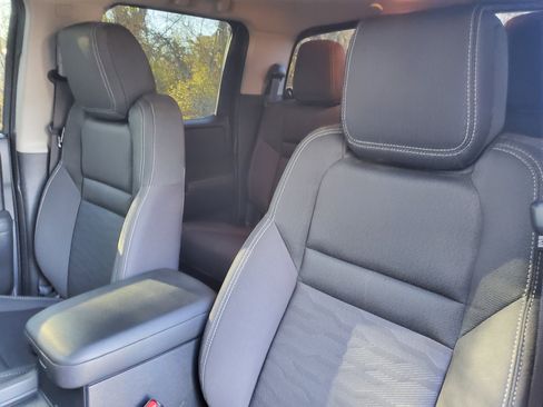 Used 2022 Nissan Frontier SV image 20