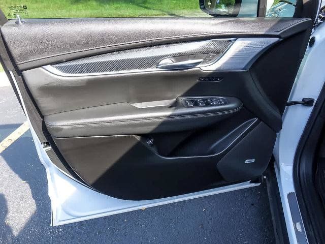 Used 2024 Cadillac XT6 Sport w/ Technology Package AWD/4WD image 25