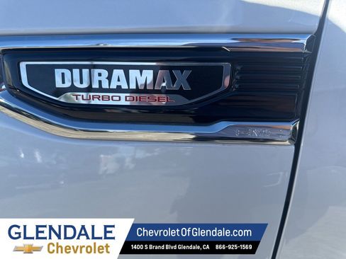 Used 2024 GMC Sierra 1500 SLT w/ X31 Off-Road Package image 5