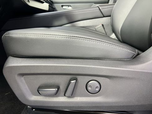 New 2025 Nissan Murano SV image 20