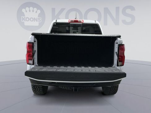 Used 2024 Chevrolet Colorado ZR2 image 32