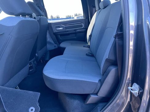Used 2022 RAM 2500 Big Horn AWD/4WD image 24